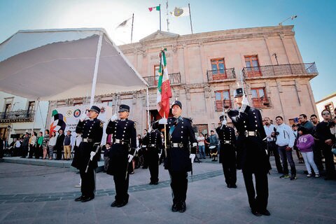 Aguilar Vega encabeza concurso de escoltas