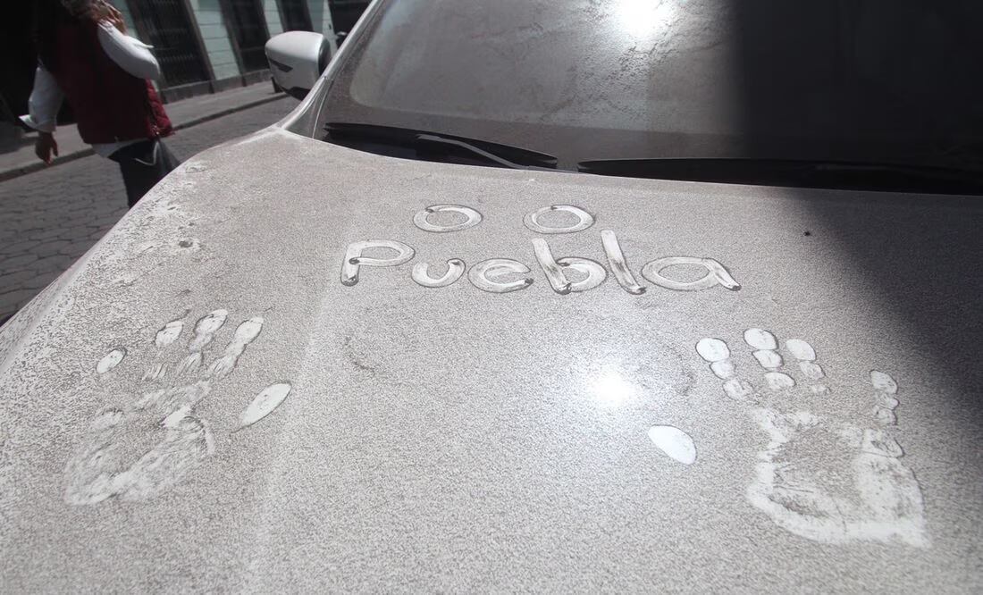 PUEBLA CONTINUA LA CAIDA DE CENIZA DEL VOLCAN POPOCATEPETL FOTOGRAFIA OMAR CONTRERAS EL.UNIVERSAL