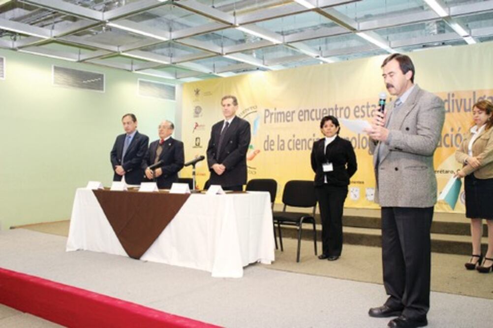 Divulgan actividad científica