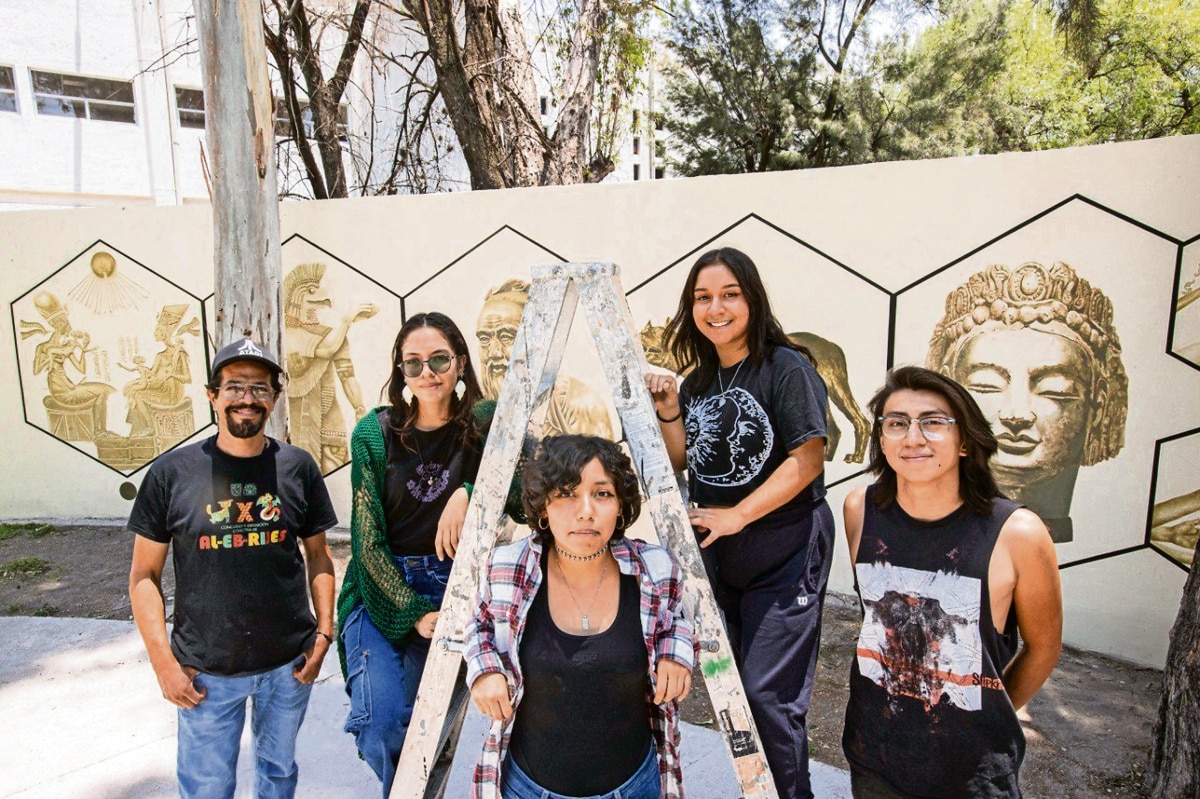 La Marcha de las Artes retrata el talento que hay en la UAQ