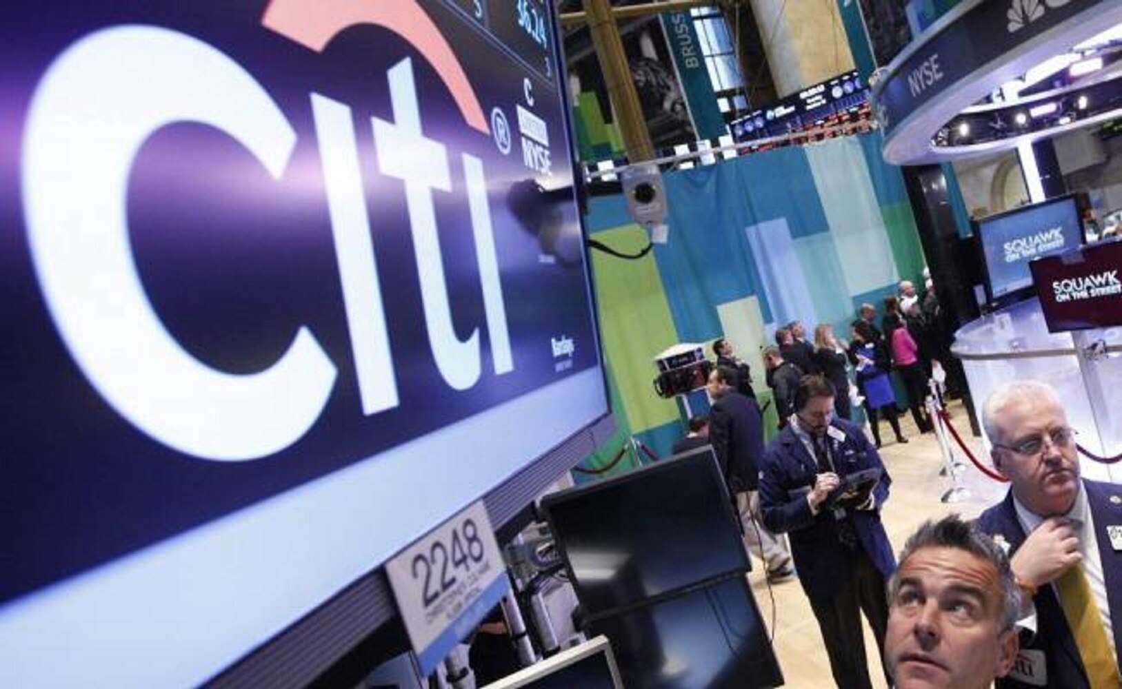 Jefe de Citigroup gana 369 veces más que empleado promedio