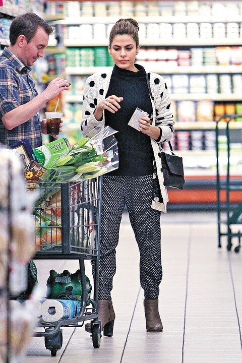 Eva Mendes esconde su embarazo