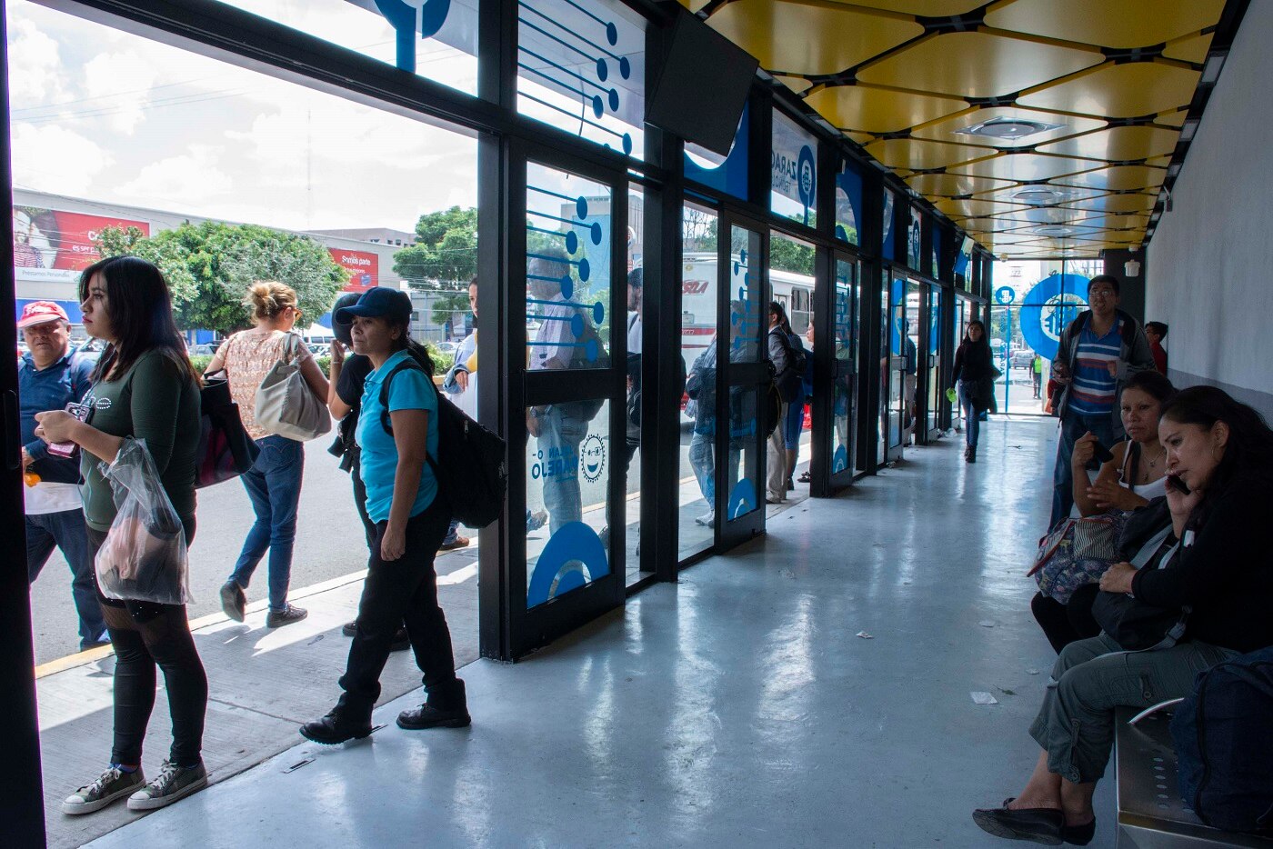 Cancelan dos estaciones tipo Dubái en capital