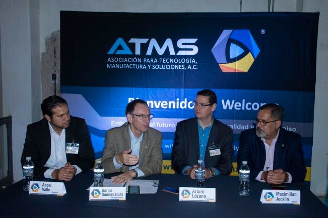 Ángel Valle, Bernd Sonnenstuhl, Arturo Lozano y Maximilian Jecklin.