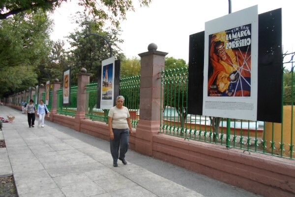 Rinden homenaje al cartel y sus autores