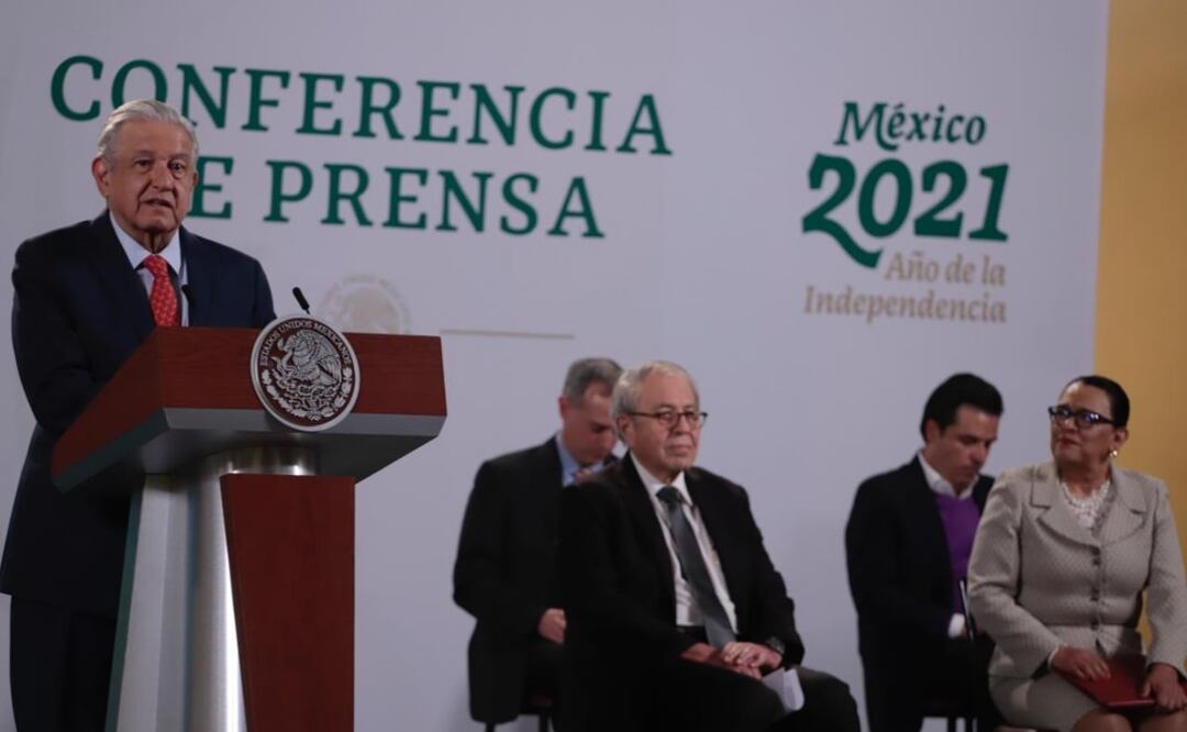 Vacunas para menores solo si se comprueba que es necesario, no seremos rehén de farmacéuticas: AMLO