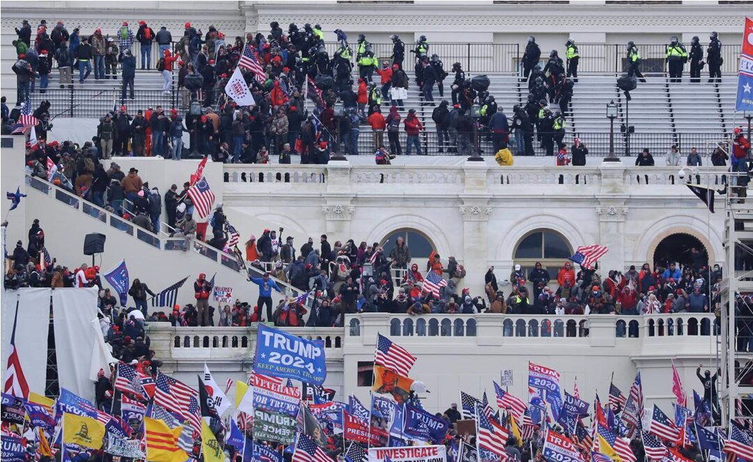 Paty Navidad aplaude violencia en el Capitolio; famosos de Hollywood la condenan
