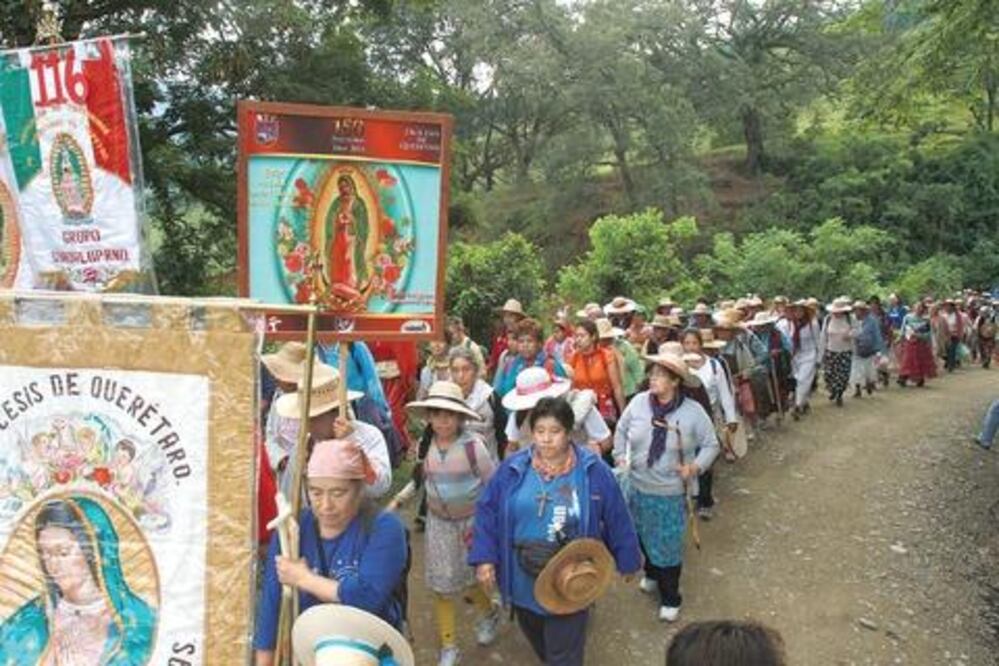 Peregrinos parten de sierra a la capital