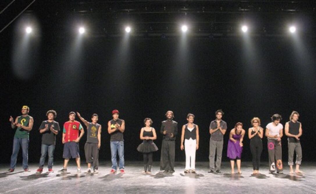 Espectáculo multidisciplinario