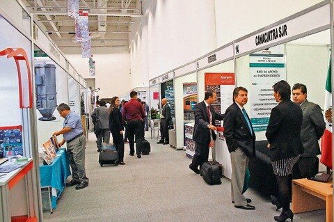 Superan afluencia en expo industrial