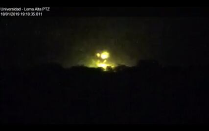 Se incendia toma clandestina en San Juan del Río