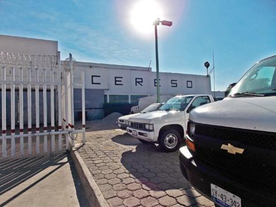 Niegan riesgo de motín en penales