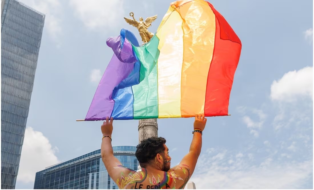 Corte anula leyes discriminatorias para comunidad LGBT; elimina normas sobre terapias de conversión y familias homoparentales