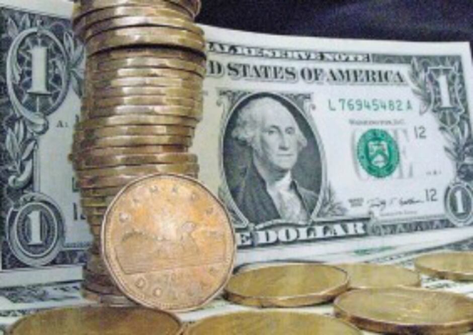 Suben reservas internacionales