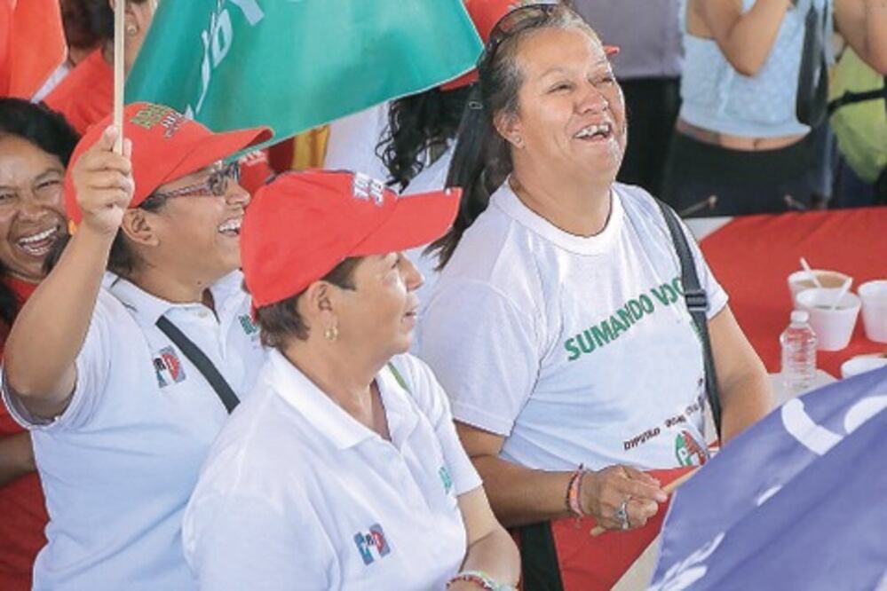 Dirigentes colonos priístas se suman a proyecto de panistas