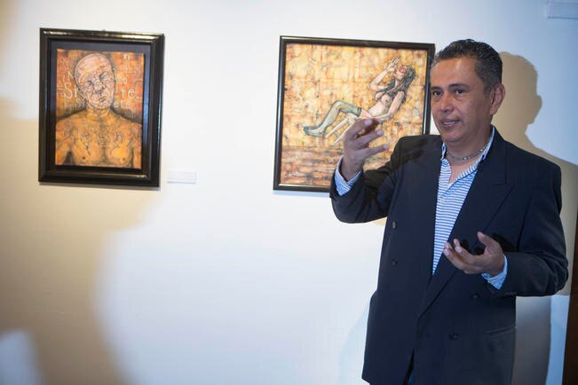 Valenzuela llevó a sus obras las historias de personas reales (FOTOS: DEMIAN CHÁVEZ. EL UNIVERSAL)