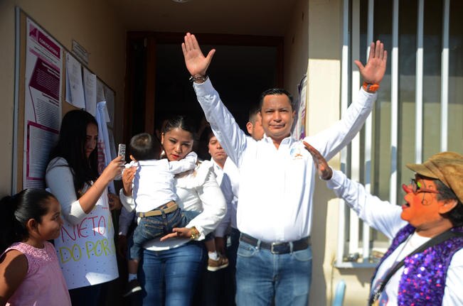 Iván Nieto pide a IEEQ revisar la información de sus adversarios