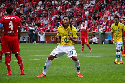 Como una Fiera se aferra al liderato