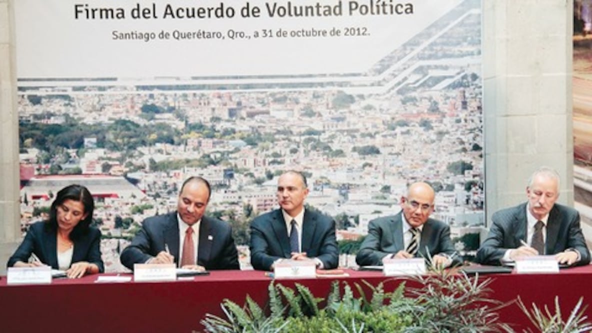 Firman convenio para desarrollo urbano