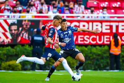 Chivas y Gallos empatan a un gol