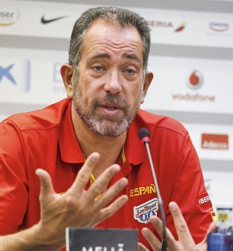 Orenga ya no dirigirá a España