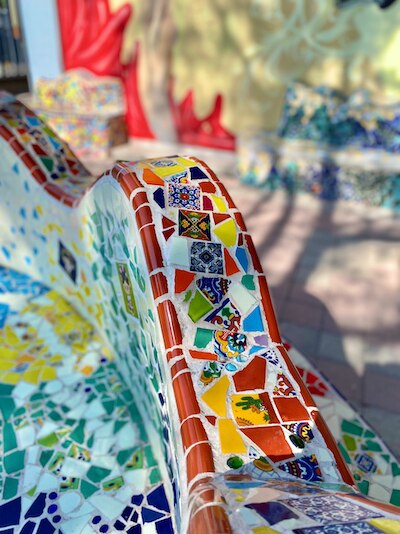 ¿Conoces el Patio Gaudí? Está en Querétaro y fue elaborado por universitarios 