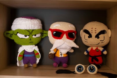 Con crochet, recrean personajes de anime, Star Wars y Dragon Ball