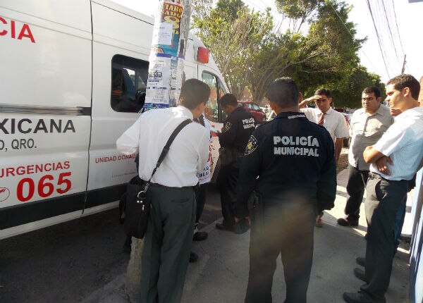 Arrollan a transeúnte