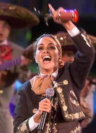 Le sale el tiro por la culata a Lucero