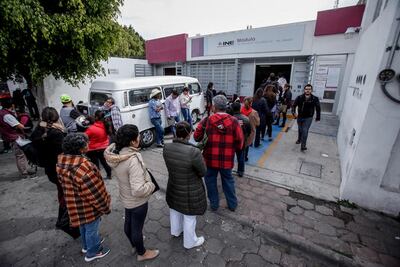 Buscan 112 cambiar sexo y nombre en credencial