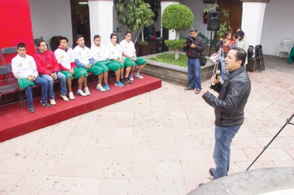 Gestionará San Juan recursos federales