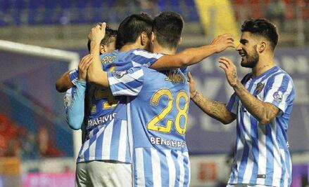  El Málaga de Ochoa padece para avanzar en Copa del Rey
