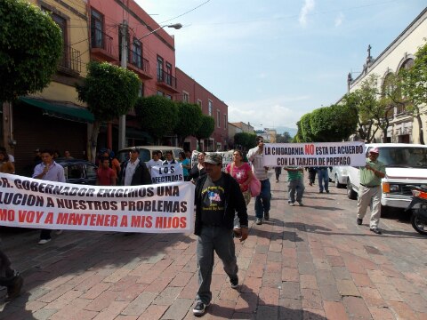 Retiran bloqueo en Zaragoza