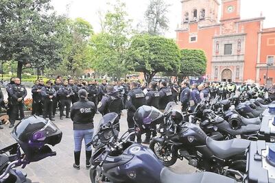 Desalojan a comerciantes ambulantes del Centro Histórico