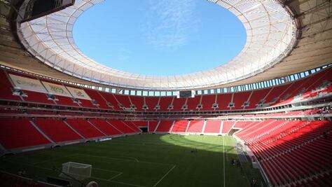Inauguran estadio en Brasil