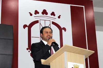 Acusa alcalde detención arbitraria