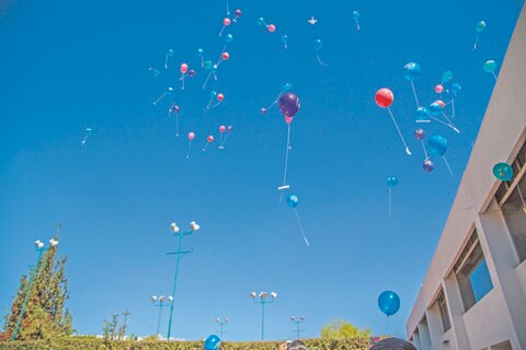 Mandan carta a Reyes Magos 