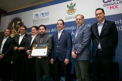 Industria genera 13.8% del PIB, dice gobernador