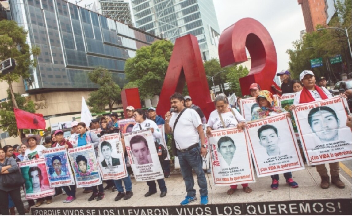 Ayotzinapa. Detienen a integrante de Agencia de Investigación Criminal por tortura