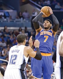 Knicks saca una costosa victoria
