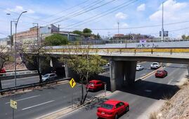 Viable, la ampliación del puente de Bernardo Quintana para el tren México–Querétaro: Gudiño