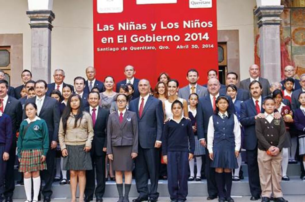 Inician su gusto por la política