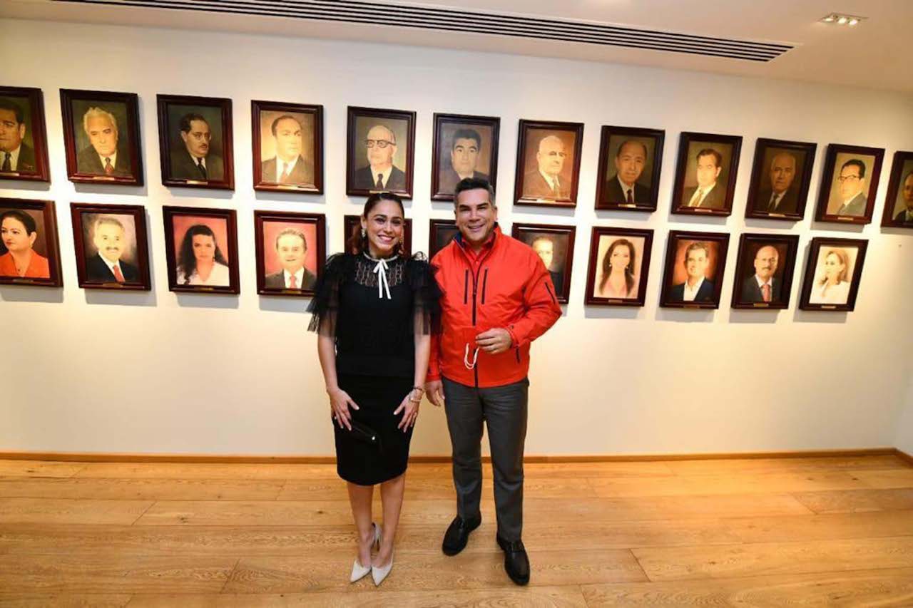 Abigail Arredondo pide licencia para buscar la gubernatura de Querétaro