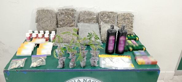 Decomisan cargamento de drogas y vapeadores en el Aeropuerto Internacional de Querétaro