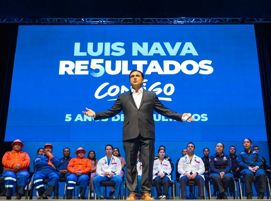 Luis Nava presenta su quinto informe