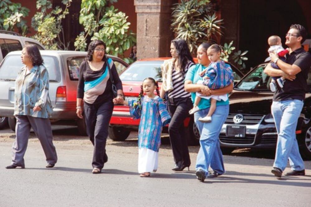 Capta Cecyteq a más mujeres estudiantes