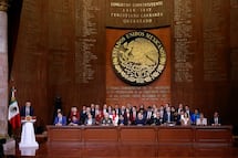 Alistan 109 Aniversario de la Constitución