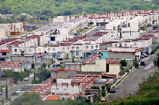 Foráneos evitan casas de interés social