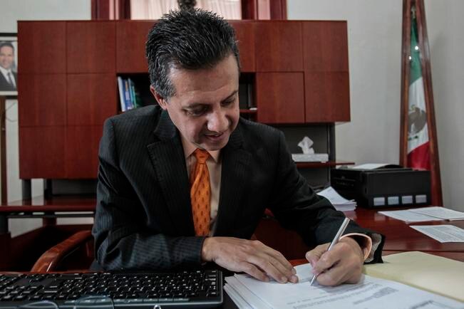 Fortalecerán sistema de salud estatal