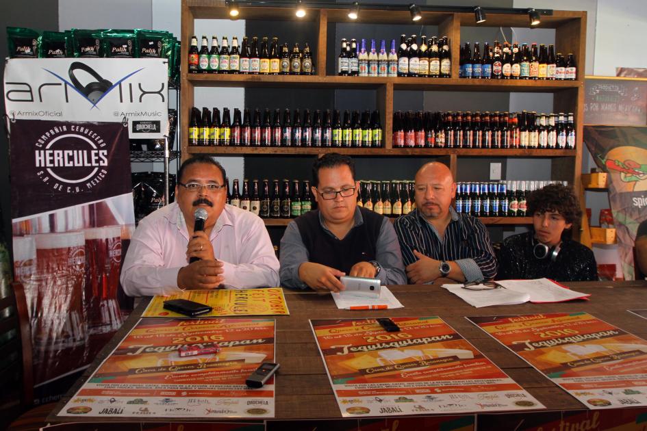 Queso y cerveza artesanal en "Bocanegra"